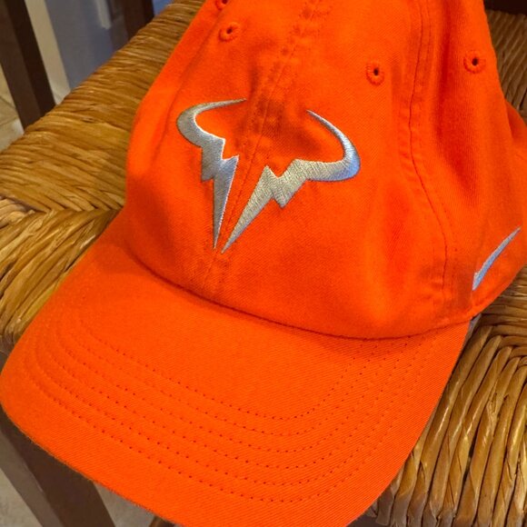 Nike Court Aerobill H86 Rafa Hat - Crimson/Pure Platinum - Picture 1 of 4